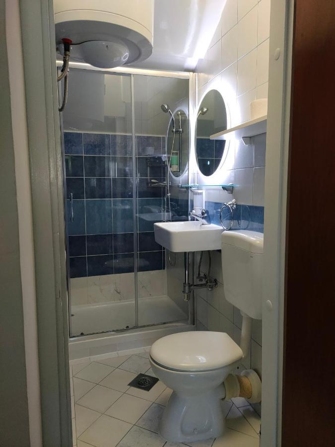 Teos Apartments モスタル エクステリア 写真