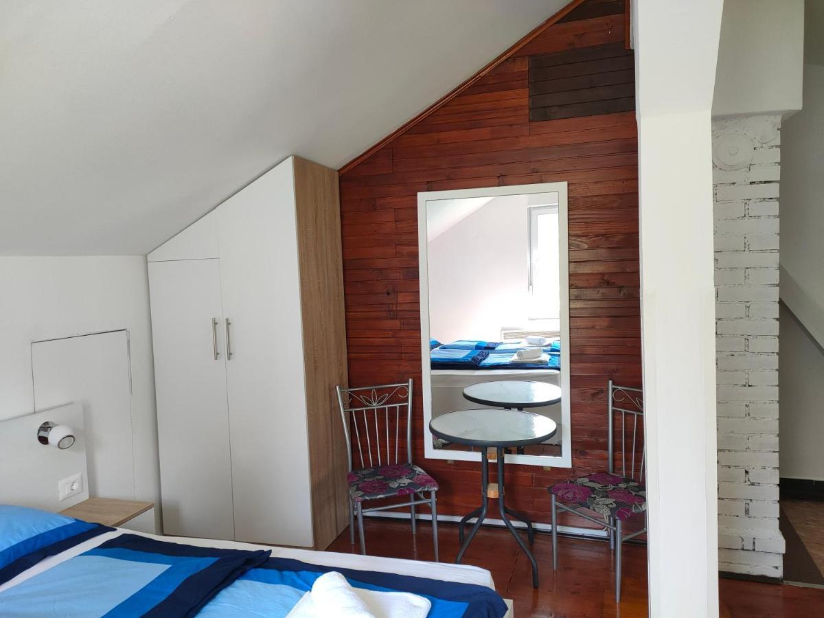 Teos Apartments モスタル エクステリア 写真